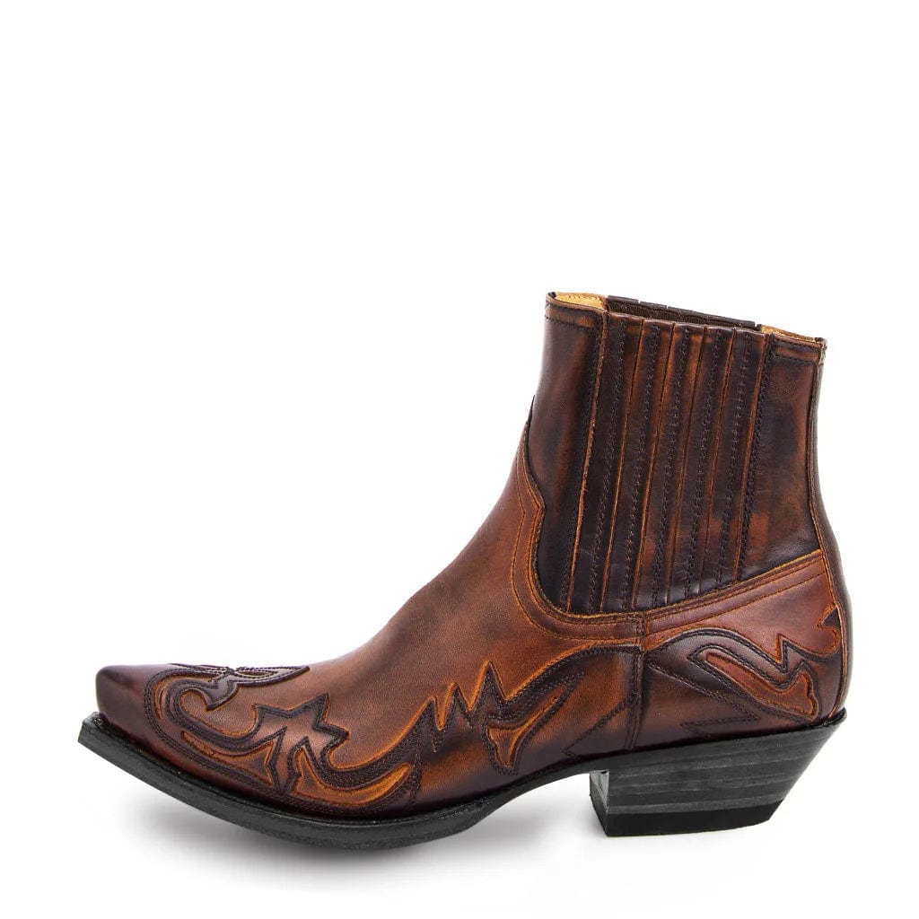 MW | Spitze Schuhe mit Stickerei-Design